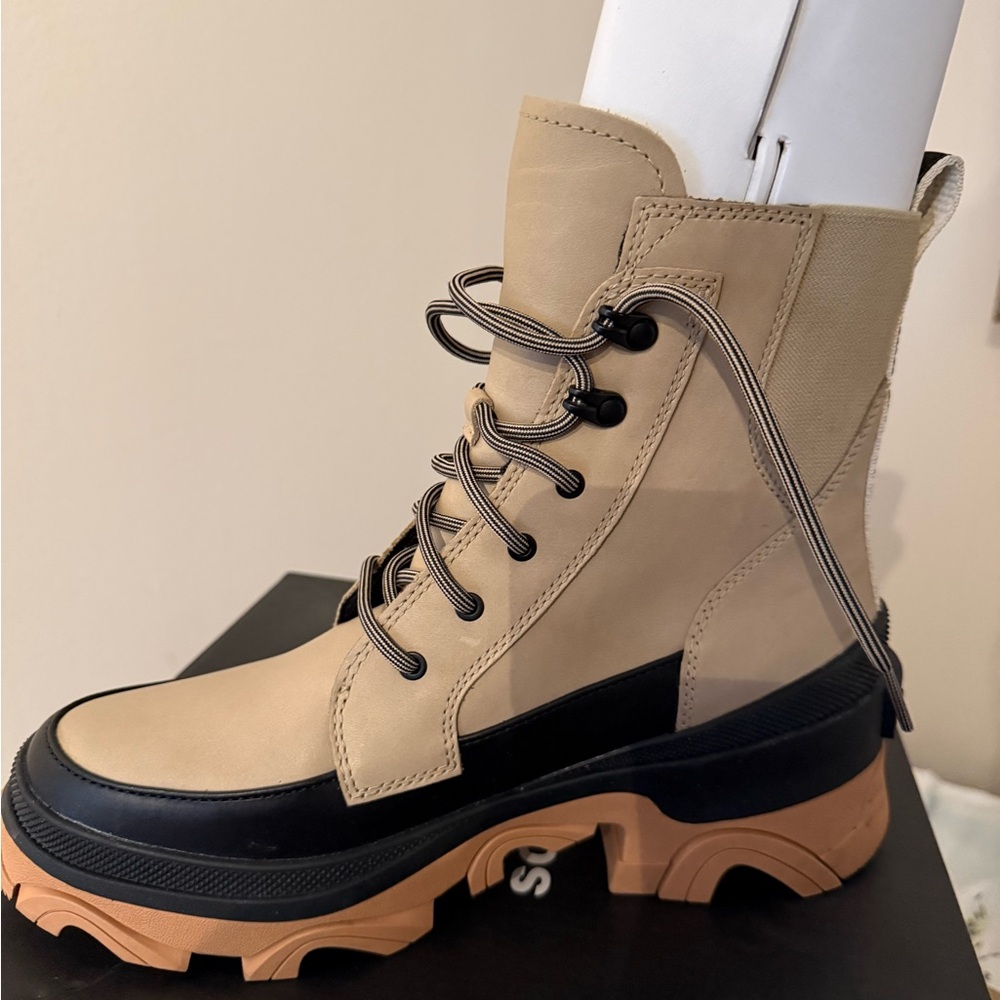 SOREL Brex Lace Boots